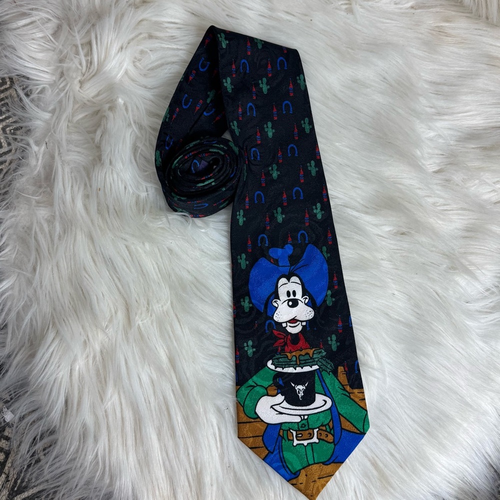 DISNEY Black WILD WEST Cowboy GOOFY Novelty Mens Neck Tie by MICKEY UNLIMITED